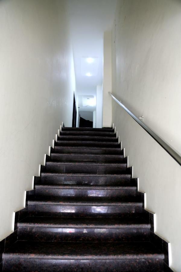Time Square Guest House Jalandhar Esterno foto